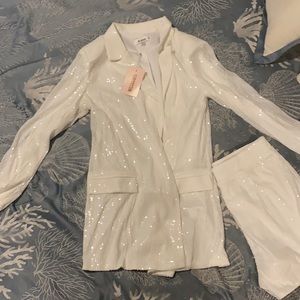 Sequined white blazer and shorts set